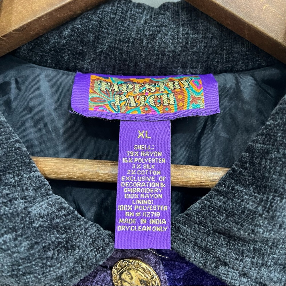 Vintage Tapestry Patch Patchwork Women’s Button U… - image 2